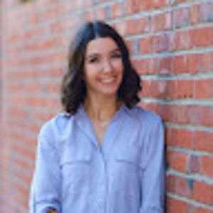 Meet your Posher, Mia